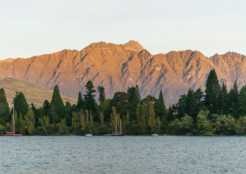 Queenstown & Milford Sound photo copyright-paulstamatiou_com-DSC04383