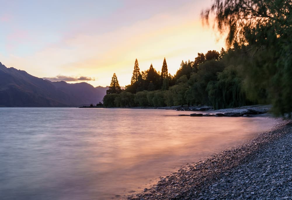 Queenstown & Milford Sound photo copyright-paulstamatiou_com-DSC04422