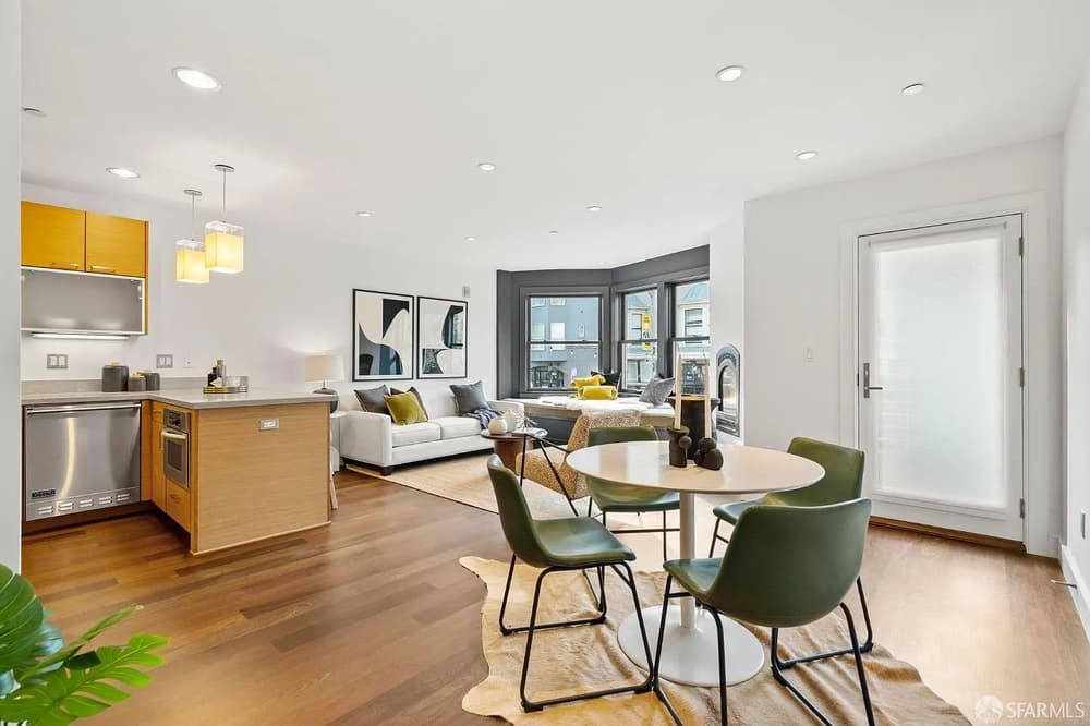 San Francisco - Nob/Russian Hill - condo living room and kitchen