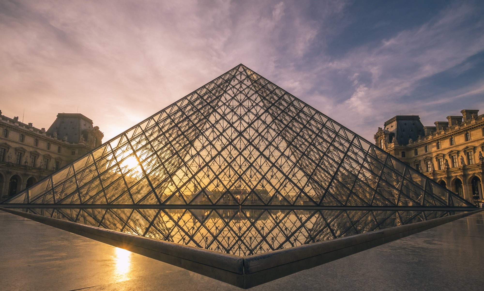Canal Saint-Martin, Place des Vosges, Pont des Arts, Tour Montparnasse