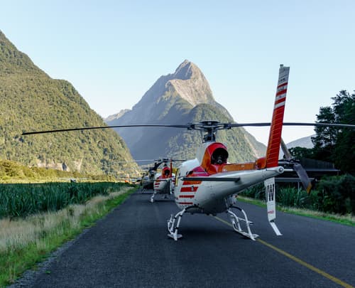Queenstown & Milford Sound photo copyright-paulstamatiou_com-DSC05216