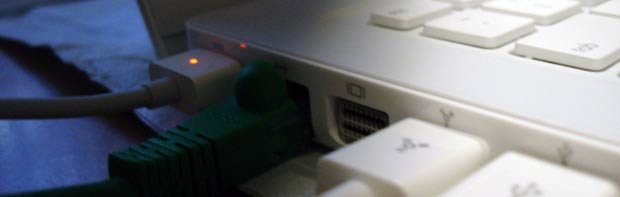 Apple MacBook