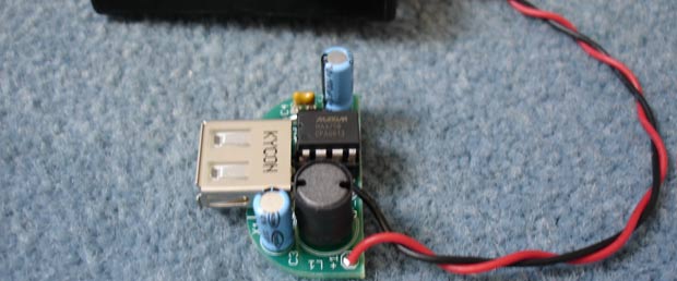 Minty Boost iPod Charger