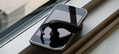 Jawbone Bluetooth Earpiece with Apple iPhone 3G