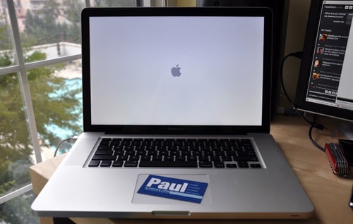 New Apple MacBook Pro Booting - 2.53GHz