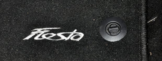 Ford Fiesta - lockable floor mats