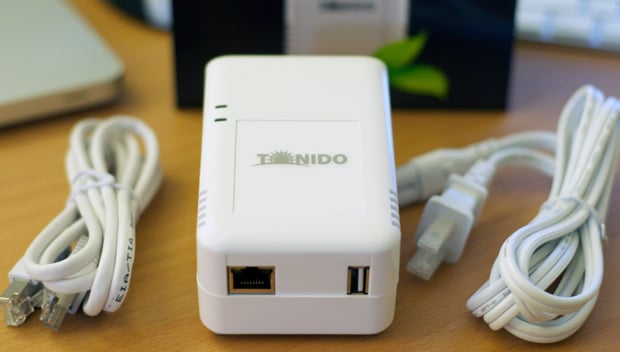TonidoPlug and cables unboxed