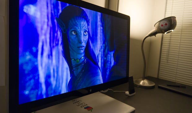 Apple 27-inch LED Cinema Display - Angled look at Avatar