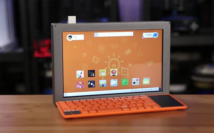 Portable Pi Desktop computer