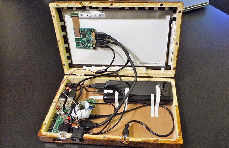 Portable Pi tablet computer