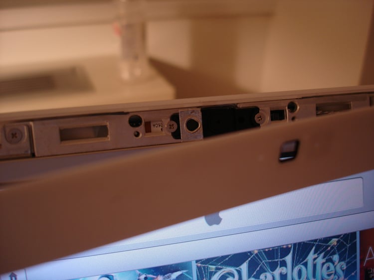 Stupid MacBook has another problem.