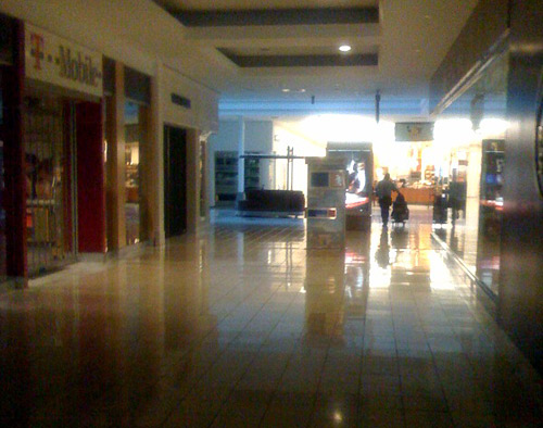 Lenox Mall at 7am on July 16th 2008